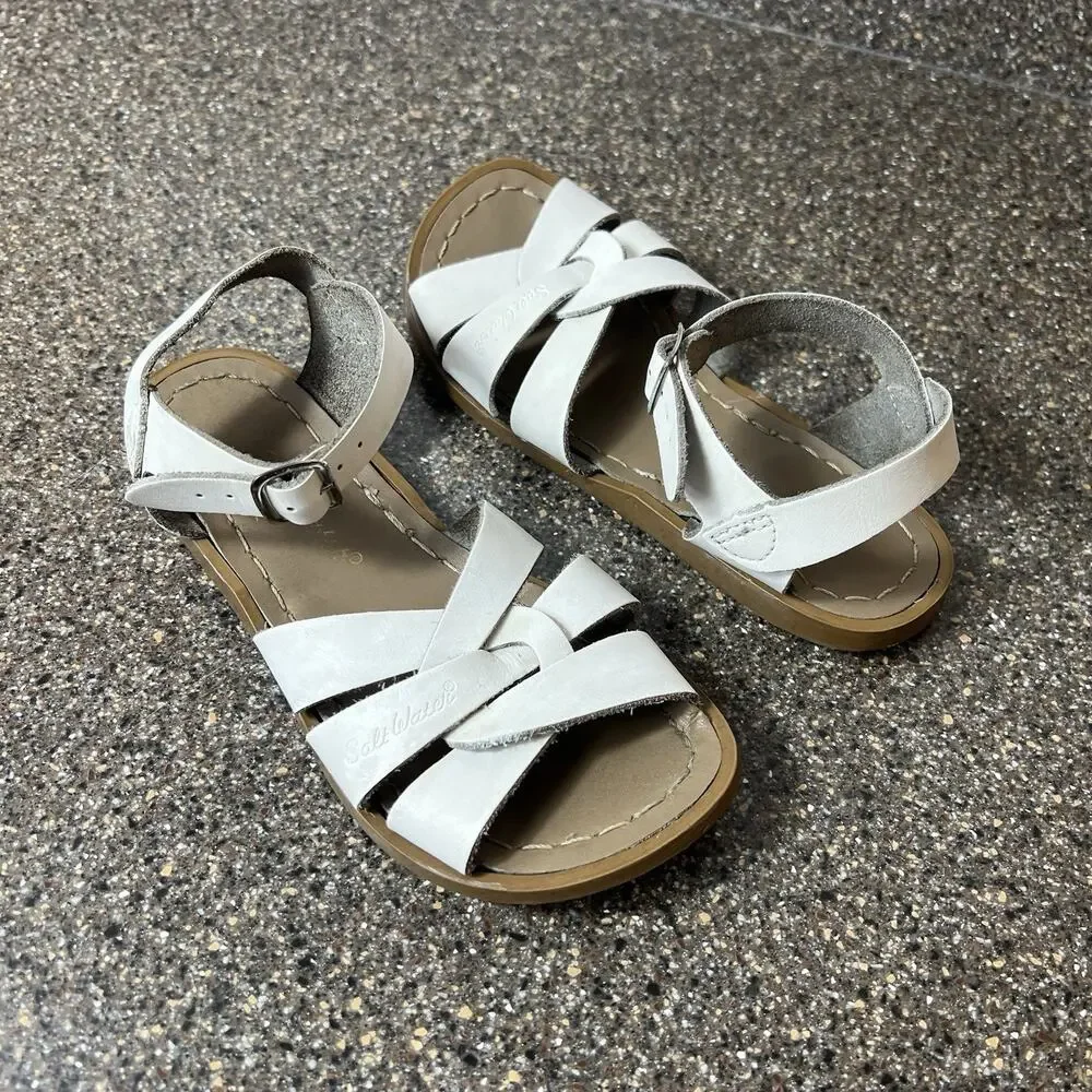 The Salt Water Sandal White Leather Little Girl Size 1 Ankle Strap Open Toe Flat
